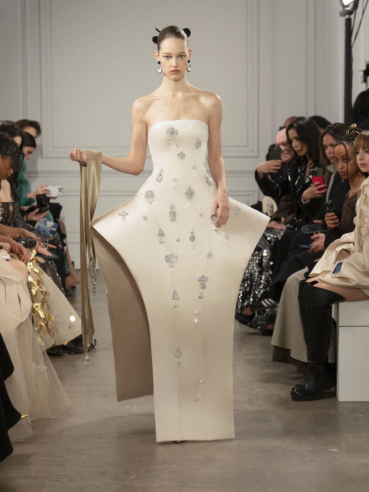 phan-huy-couture-springsummer-2026-look-15.jpg